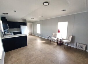 42 Deerwood Park in Centralia, IL - Building Photo - Building Photo