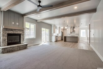 262 Queensland Ct in Lindon, UT - Building Photo - Building Photo
