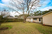 5235 Beechnut St photo'