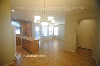 3688 E Sundance Ave in Gilbert, AZ - Foto de edificio - Building Photo