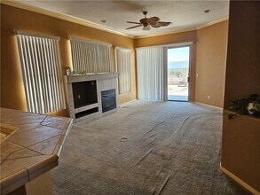 1137 Legends Dr in Bullhead City, AZ - Building Photo - Building Photo