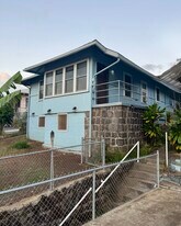 1769 Puowaina Dr in Honolulu, HI - Building Photo