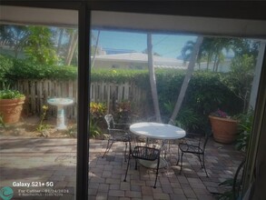 4320 Sea Grape Dr in Lauderdale-by-the-Sea, FL - Building Photo - Building Photo