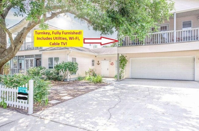 88 Hutchinson St in Destin, FL - Building Photo - Building Photo