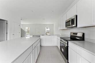 2341 White Buffalo St in Apopka, FL - Building Photo - Building Photo