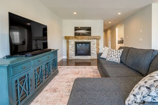 4631-4633-4633 Irving St in San Francisco, CA - Building Photo