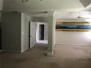 5107 Running Doe Dr in Suwanee, GA - Building Photo - Building Photo