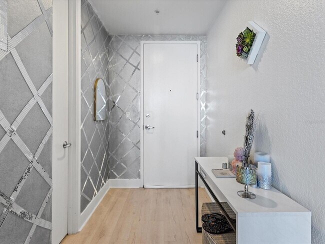 150 E Robinson St, Unit 2906 in Orlando, FL - Foto de edificio - Building Photo