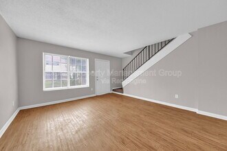 696 Hobbs Dr in Memphis, TN - Building Photo - Building Photo