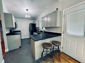 34 Hillside Dr-Unit -1 in Shrewsbury, MA - Building Photo - Building Photo