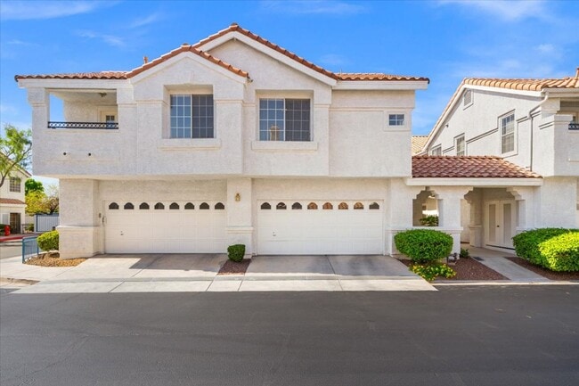 property at 5201 S Torrey Pines Dr