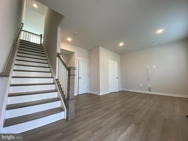 property at 16356 Columbus Ave