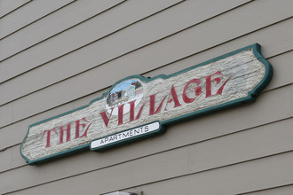 The Village Apartments in Sisters, OR - Building Photo - Building Photo