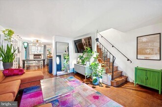 4572 Manayunk Ave in Philadelphia, PA - Building Photo - Building Photo