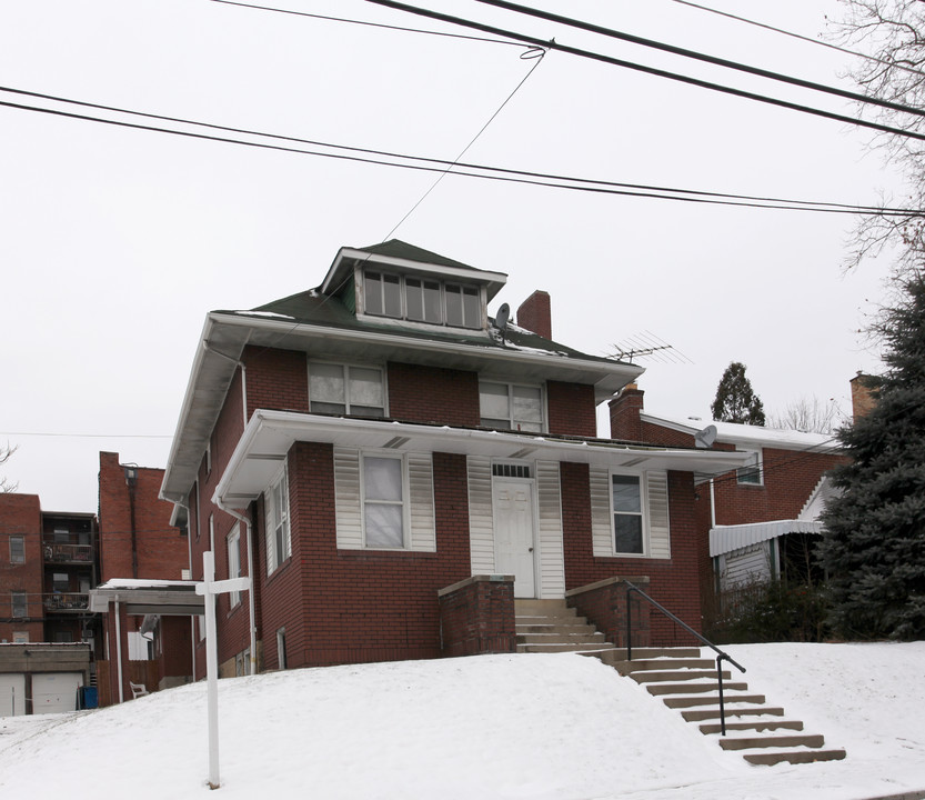 3230 Wainbell Ave in Pittsburgh, PA - Foto de edificio