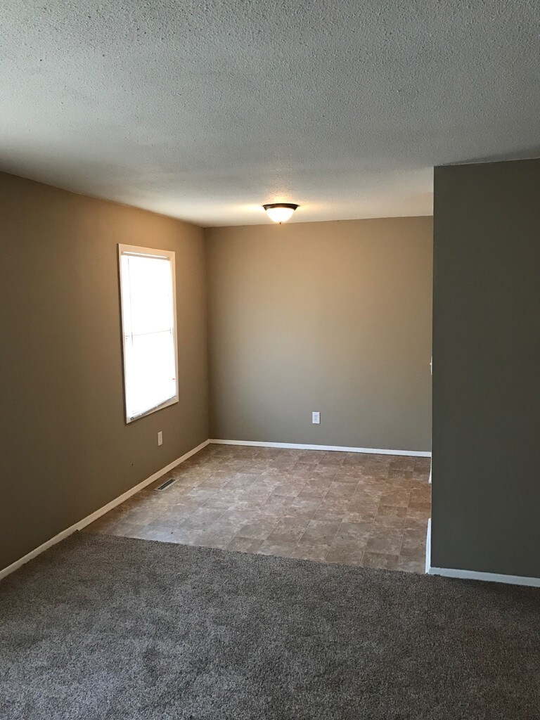 Mauldin Heights Mauldin, SC Apartments