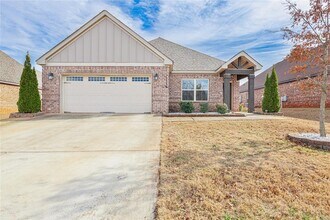 1126 Benjamin Wy in Prattville, AL - Building Photo - Building Photo