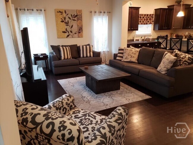 60 Sunbury Dr in Richmond Hill, GA - Building Photo - Building Photo