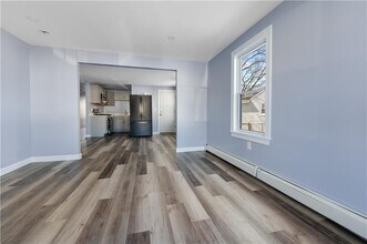 167 Baxter St in Pawtucket, RI - Foto de edificio - Building Photo