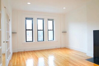 254 Newbury St in Boston, MA - Building Photo - Building Photo