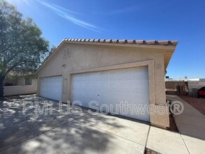404 Anna Cir in Bullhead City, AZ - Building Photo - Building Photo