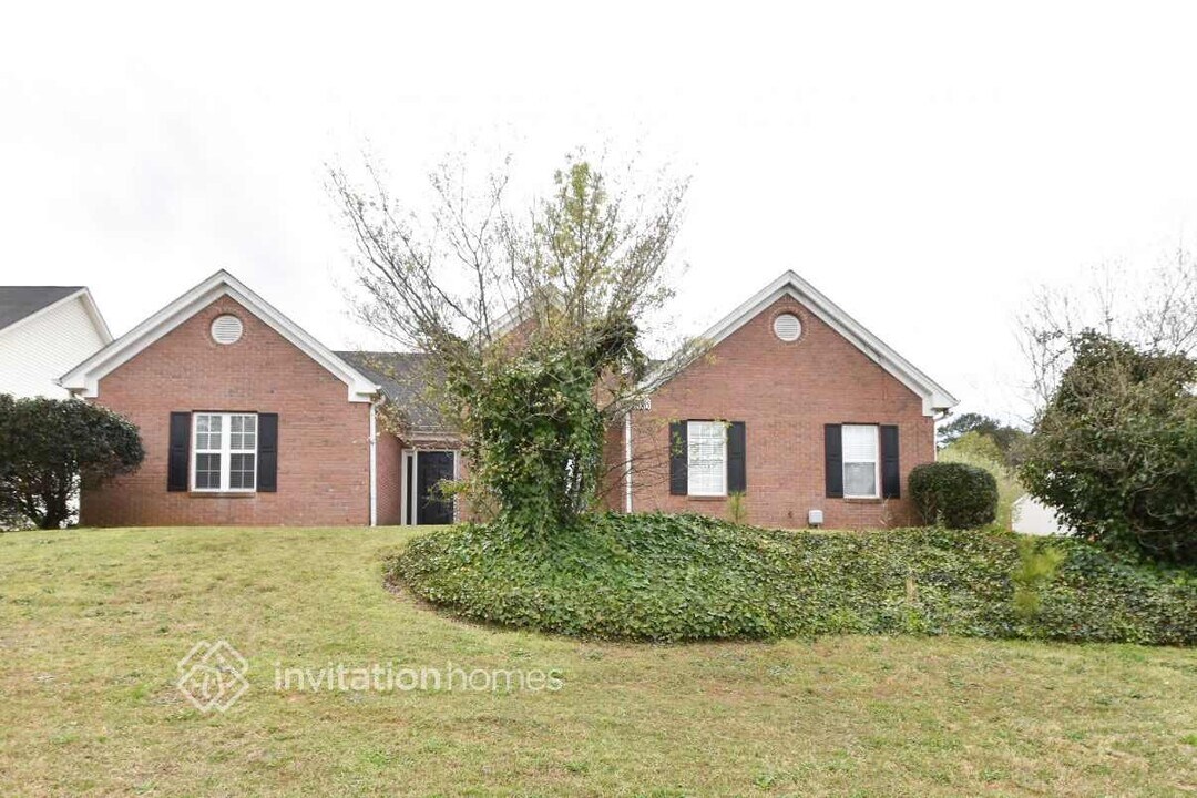 2380 Thornberry Dr in Lawrenceville, GA - Building Photo