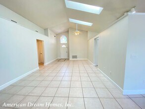326 Lexingdale Dr in Orlando, FL - Building Photo - Building Photo