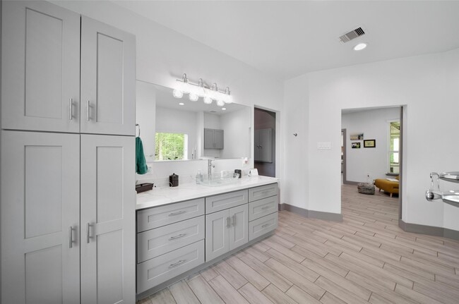 property at 28402 Calaveras Creek Ct