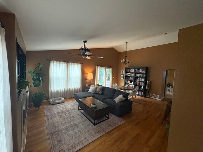 12151 Cherrywood St in Broomfield, CO - Foto de edificio - Building Photo