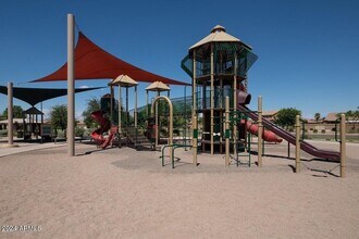 2449 E Alonso Dr in Casa Grande, AZ - Building Photo - Building Photo