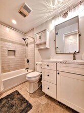 1633 Swangate Way in San Jose, CA - Building Photo - Building Photo