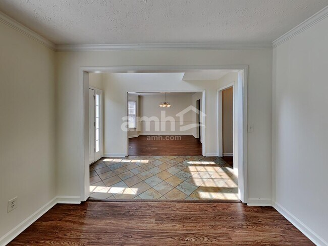 4972 Hopeland Dr in Powder Springs, GA - Building Photo - Building Photo