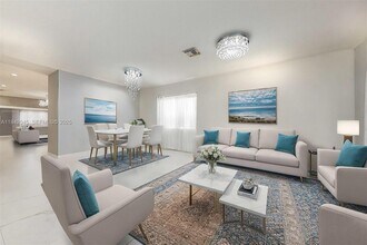 16247 SW 92nd Terrace in Miami, FL - Building Photo - Building Photo