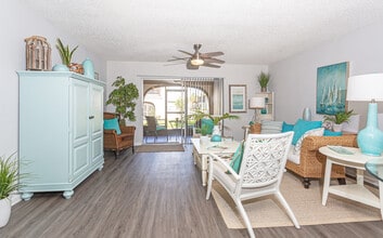 Goldelm at Valencian in Kissimmee, FL - Foto de edificio - Interior Photo