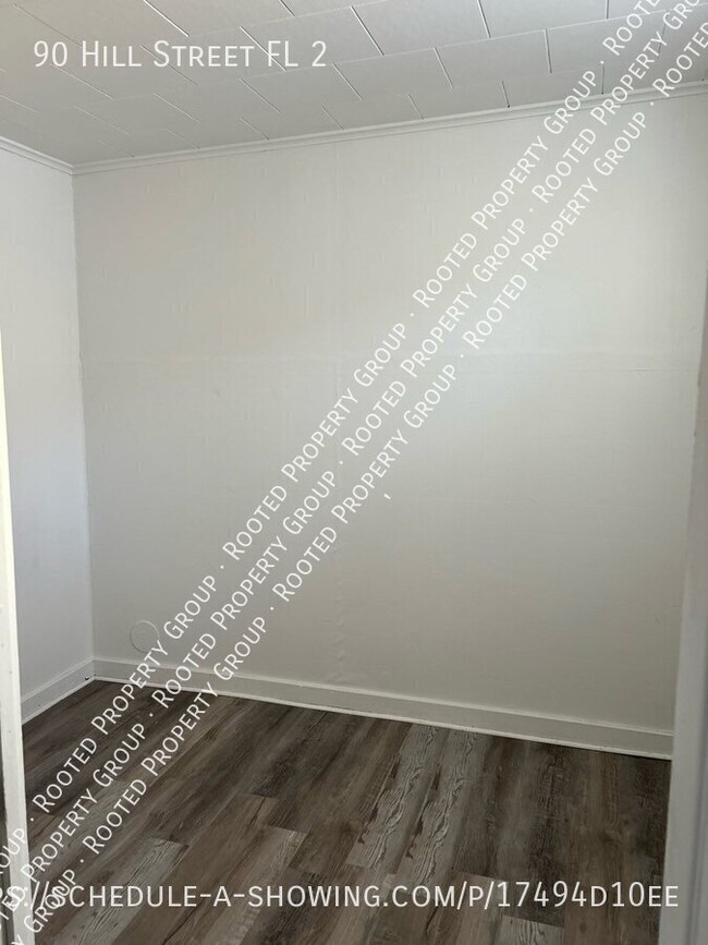 90 Hill St in Troy, NY - Building Photo - Building Photo