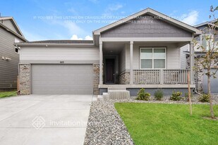 889 Harvard St in Johnstown, CO - Building Photo