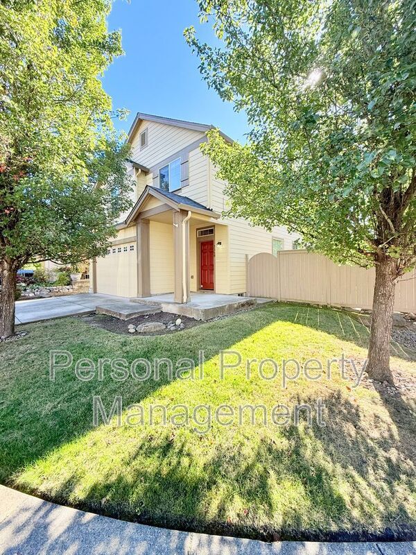 3368 NW 47th Dr in Camas, WA - Building Photo - Building Photo