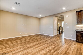 888 Haven Oaks Pl in Las Vegas, NV - Building Photo - Building Photo