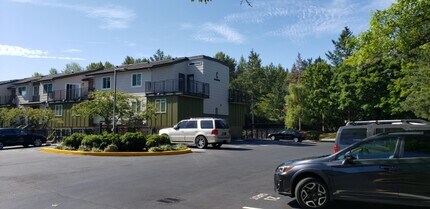 15819 Leary Wy in Redmond, WA - Foto de edificio - Building Photo