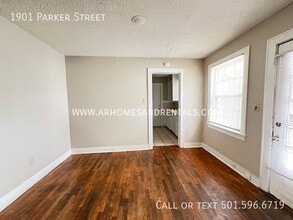 1901 Parker St in North Little Rock, AR - Building Photo - Building Photo