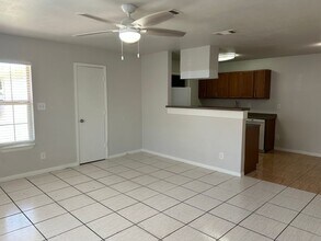1800 San Rafael St in Fort Worth, TX - Building Photo - Building Photo