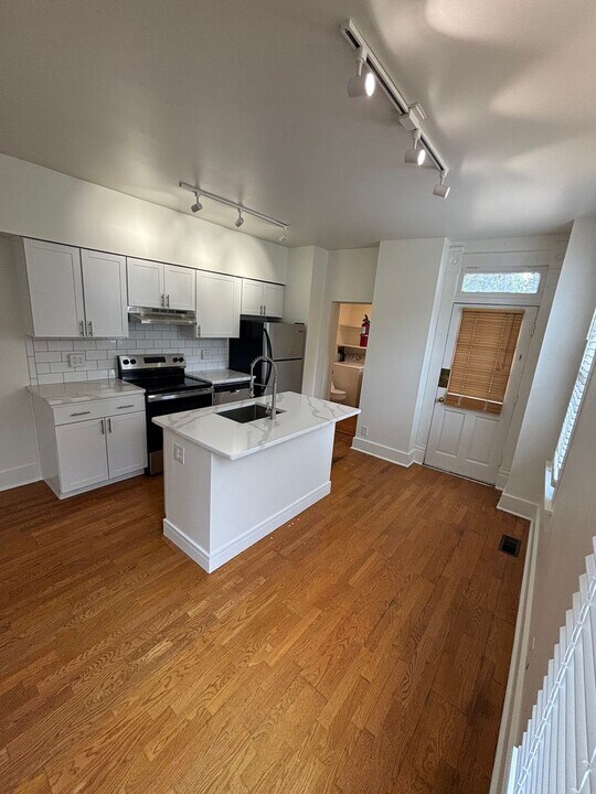 426 Zimpfer St in Columbus, OH - Building Photo