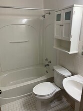 1746 Watkins Dr in Toledo, OH - Building Photo - Building Photo