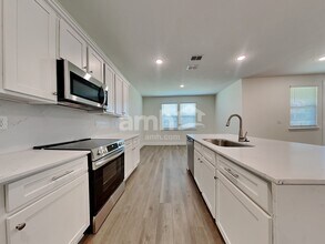 11637 Hillside Dr in Jacksonville, FL - Foto de edificio - Building Photo