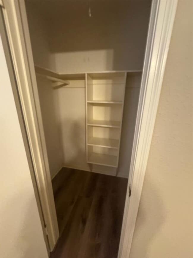 property at 1114 Manatee Ln