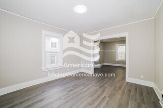 2110 North North Street in Peoria, IL - Foto de edificio - Building Photo