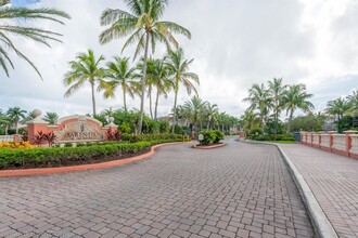 2803 Sarento Pl in Palm Beach Gardens, FL - Building Photo - Building Photo