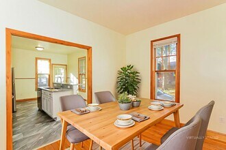 442 4th St NE in Minneapolis, MN - Building Photo - Building Photo