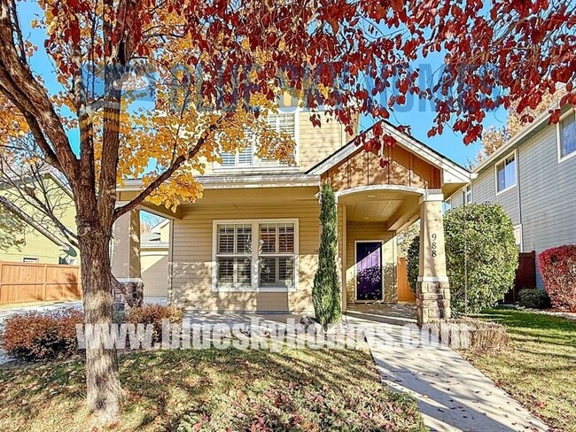 property at 988 Washakie St E