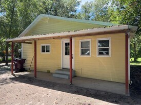 815 14th St in St. Cloud, FL - Building Photo